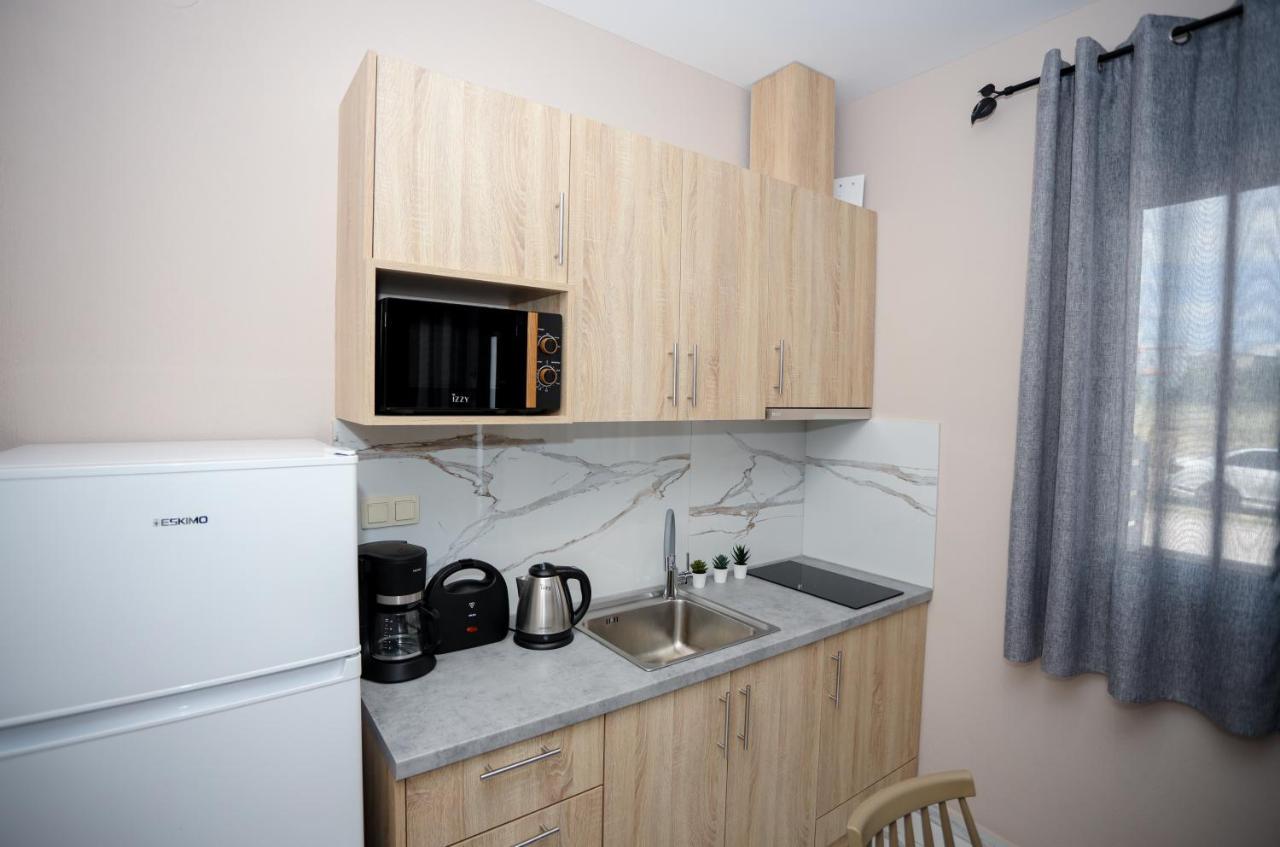Greka Apartments Kalyves Polygyrou Ngoại thất bức ảnh